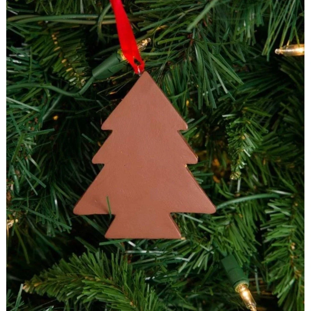 Cracker Barrel Red and Green Bookshelf Wood Christmas Ornament NEW 2026
